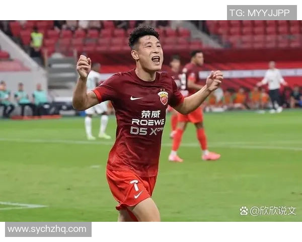 那些深受中国球迷喜爱的足球球星及其与中国的特殊情缘